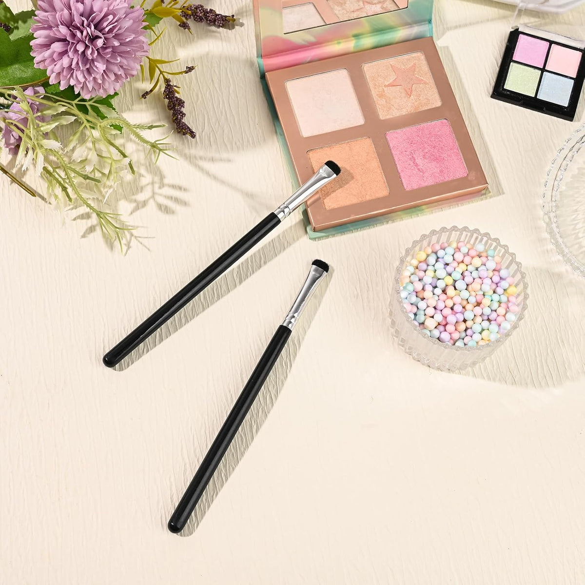 Precision Smudge Brush for detailed eye makeup and blending, featuring synthetic bristles and an aluminum ferrule.
